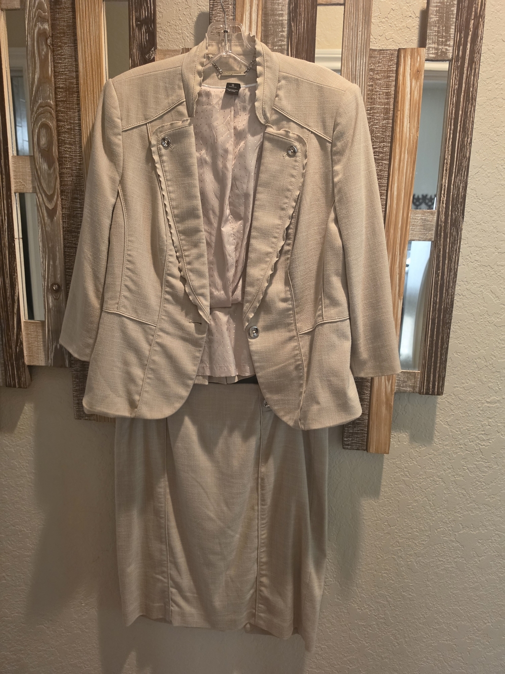White House Black Market Women’s Cream Tailored Blazer and Skirt Set